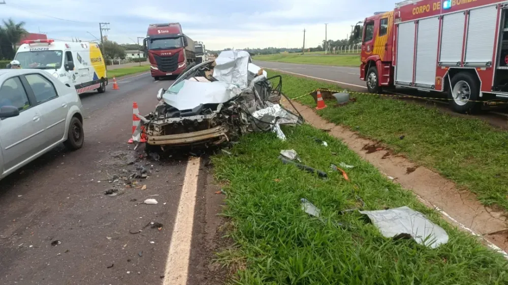 Vídeo mostra Corolla saindo da pista várias vezes antes de acidente que matou dois jovens em Toledo